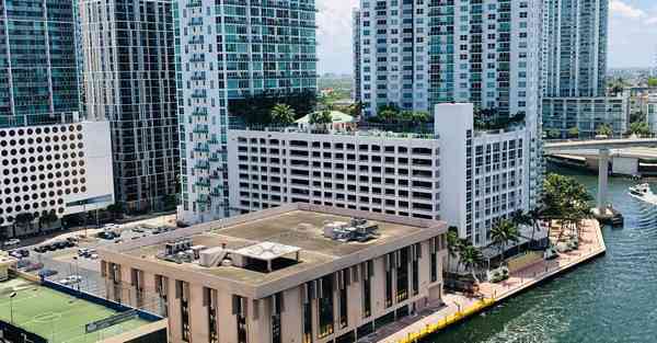 大数据包含设备数据的行业文章