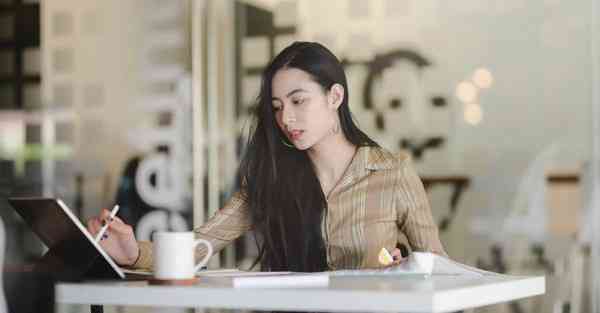 国家发改委智能机器人：未来科技的巨大潜力