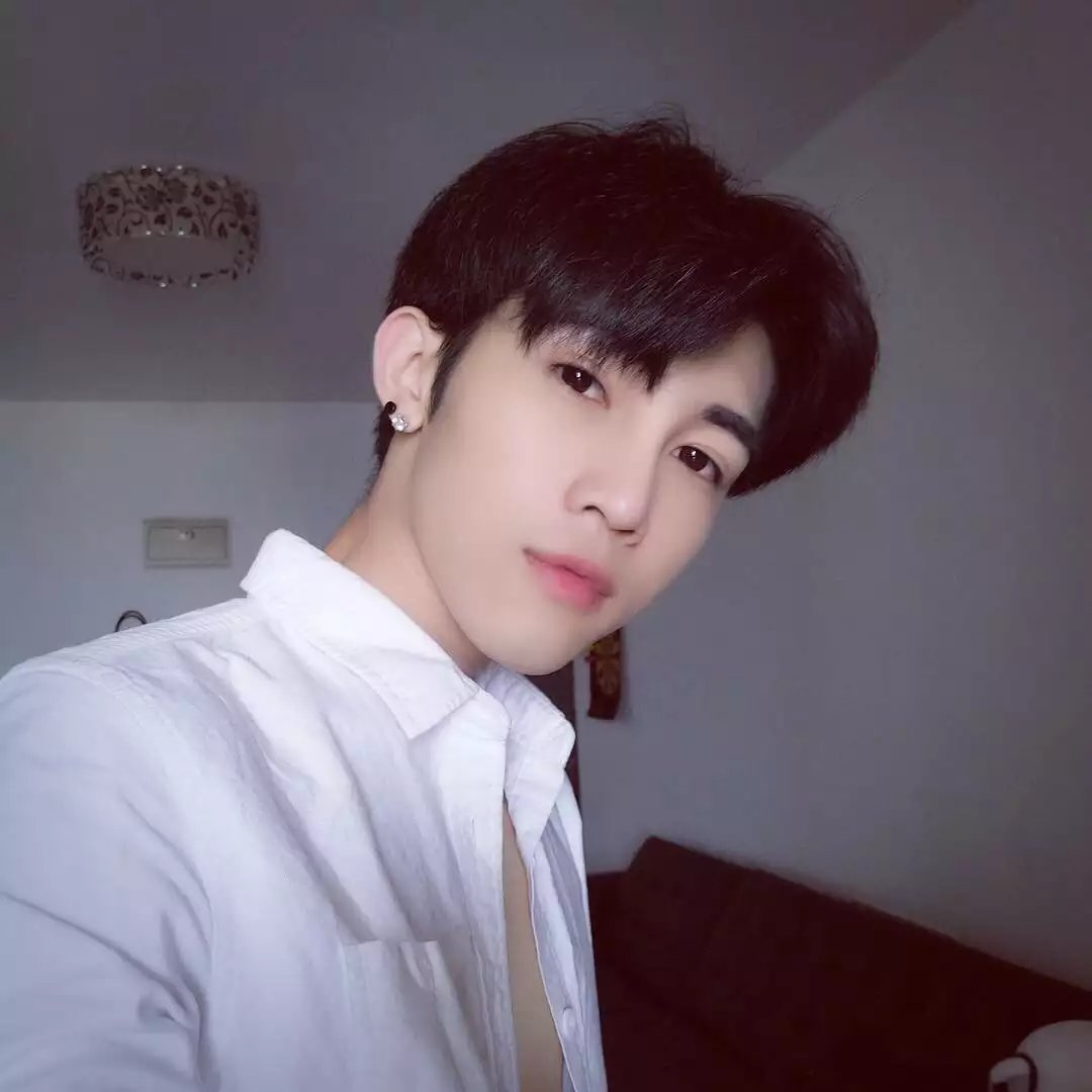 卢慧凤恒