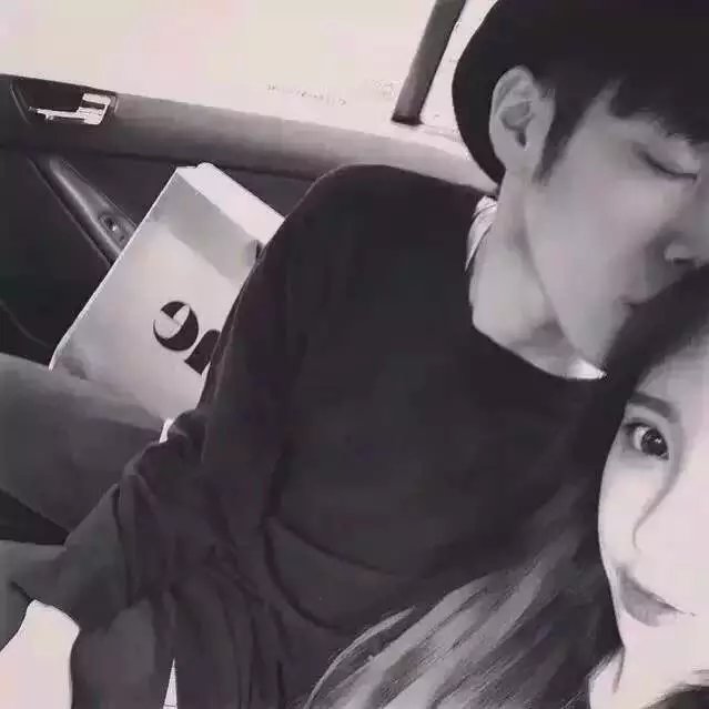 解谦馨河