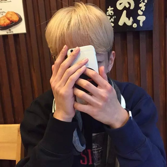 单于树咏楠