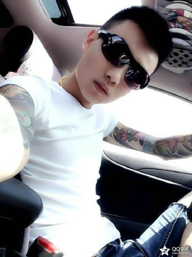 燕羽鸣欣