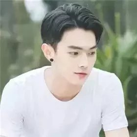 左岩军昌